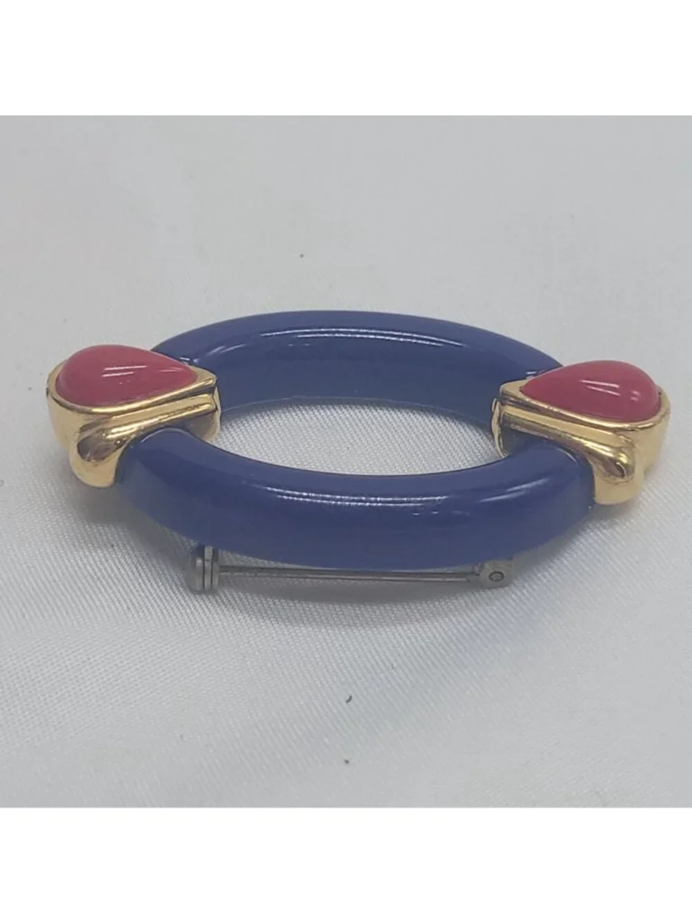 Vintage Gold & Blue Oval Brooch With Red Tear-Drop Accents Retro Pin Style 2"×1" - Picture 4 of 11